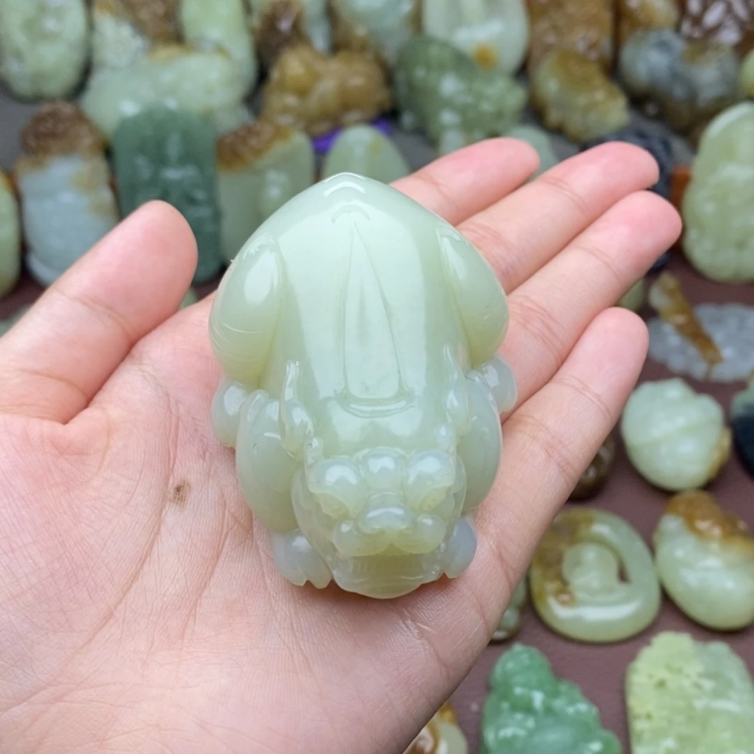 和田玉（糖玉）未镶嵌挂件红***根