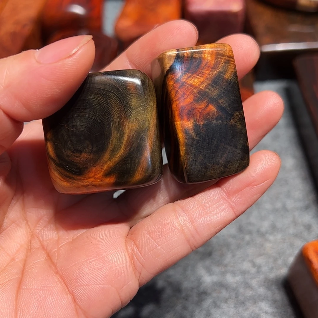 m***⑧交趾黄檀（大红酸枝）