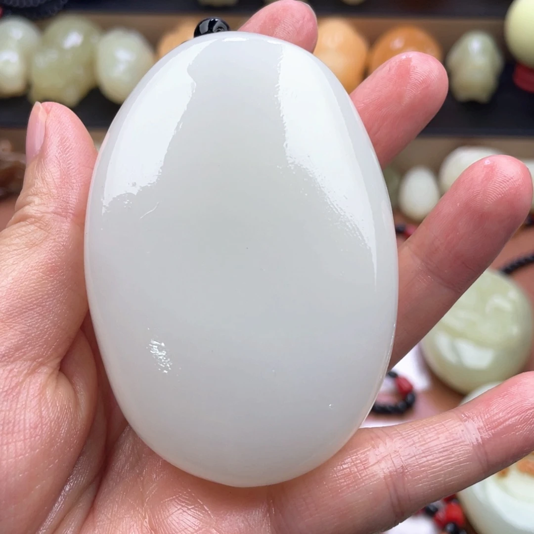 默***静石材天然古青石手把件