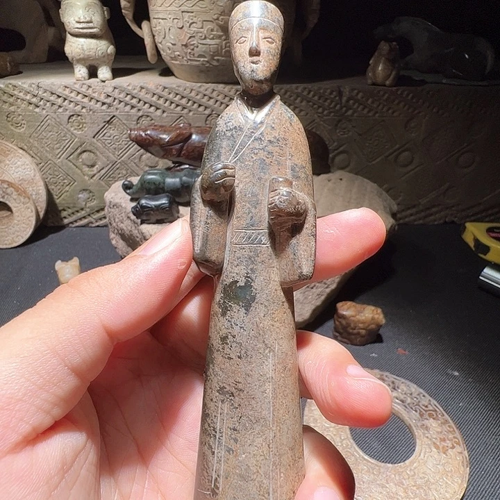 和田玉（糖玉）未镶嵌颈饰呈*