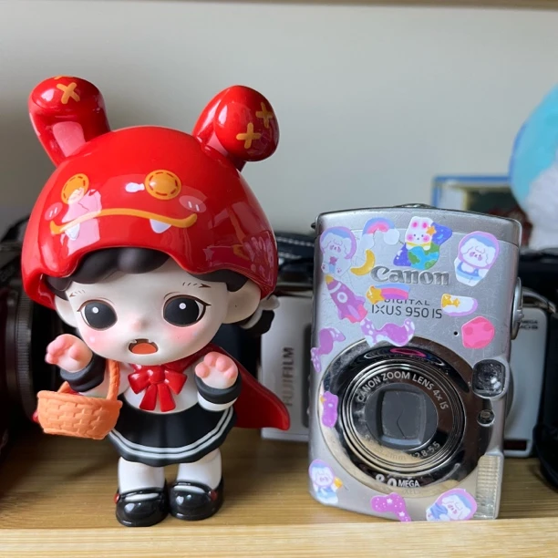 9新  佳能ixus950is 特价价屏幕老化成色差成色如图配件齐