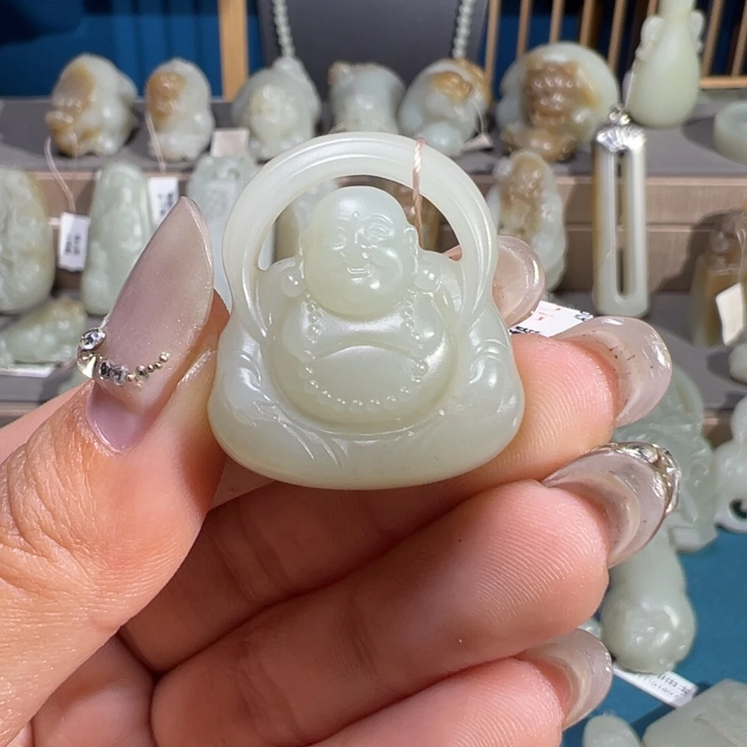 和田玉（糖玉）未镶嵌颈饰