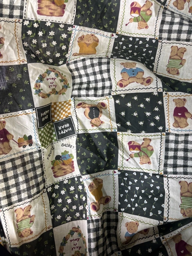 （3米价）80棉涤棉拼接绿色格子小熊布料可用于服装桌布等手工DIY