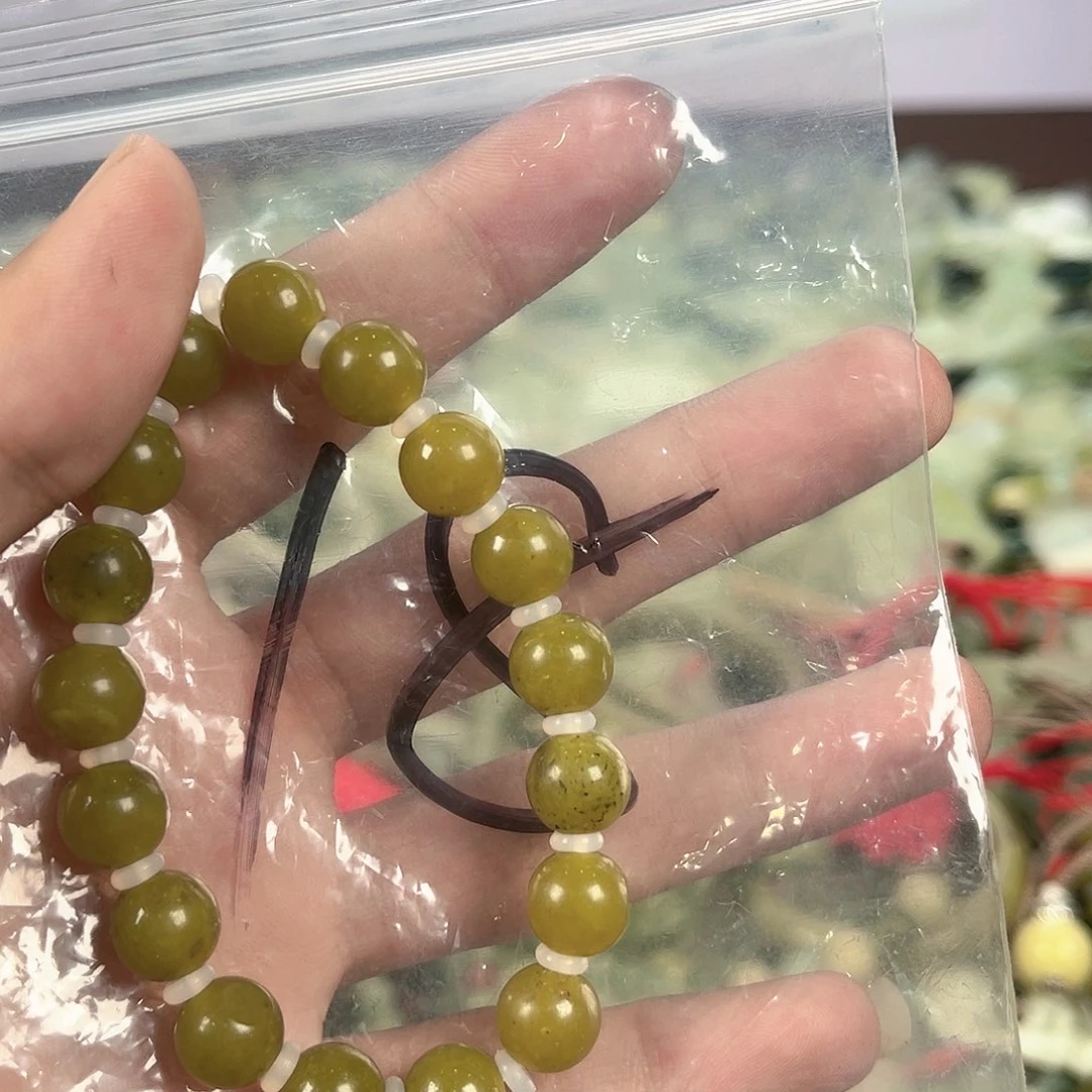 【闪购商品】蛇纹石玉未镶嵌岫玉