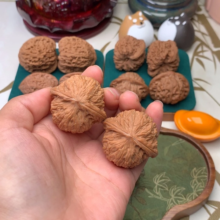 把件文玩核桃歪球磨38