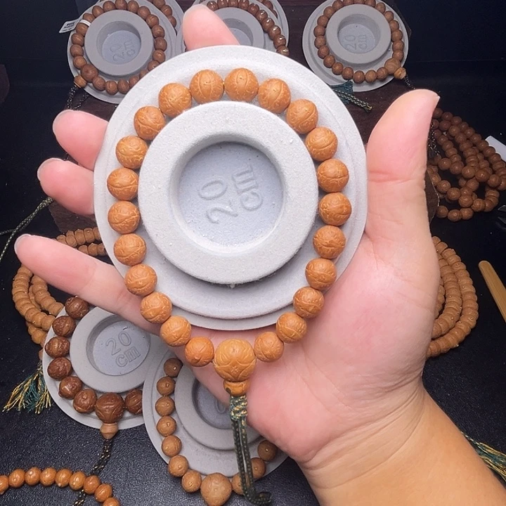 凤眼菩提手串11.5mm铁籽油红皮