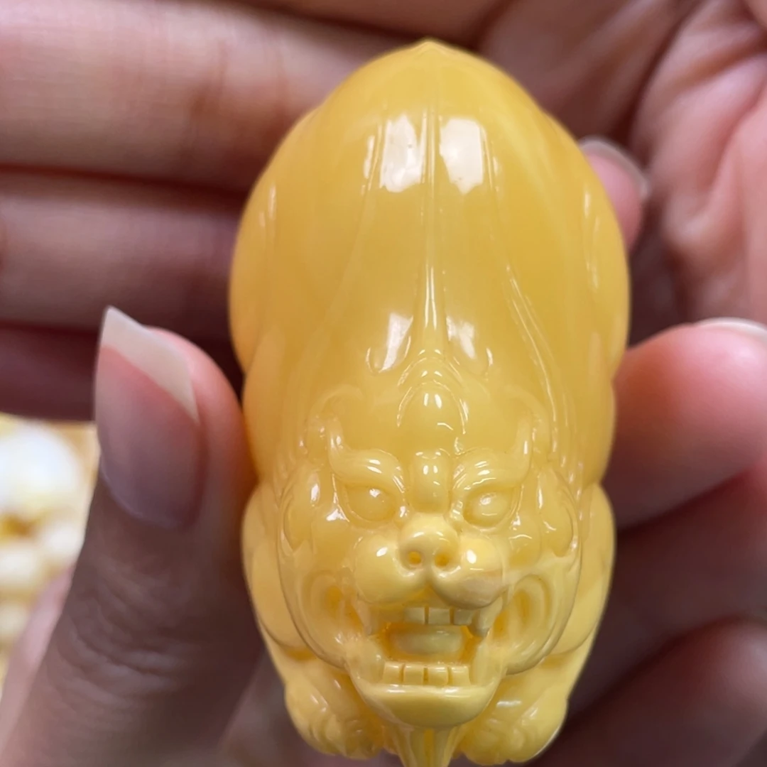 琥珀未镶嵌裸石琥珀蜜蜡