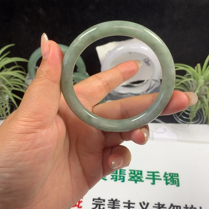 翡翠未镶嵌手镯28