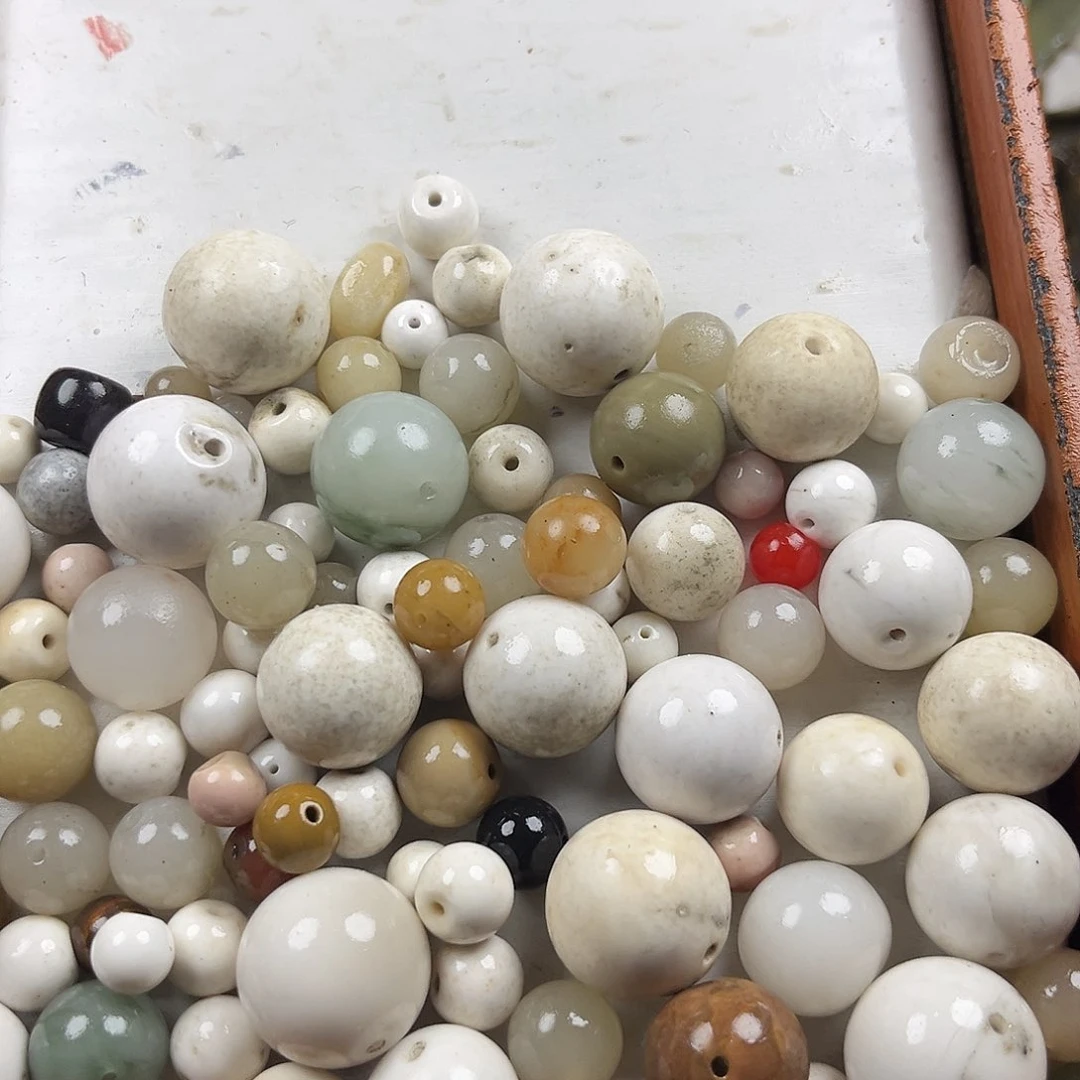 颈饰未镶嵌和田玉雪**痕