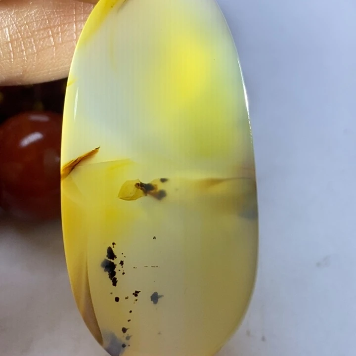 玛瑙/玉髓颈饰未镶嵌