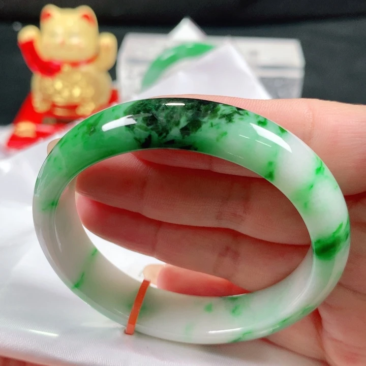 未镶嵌手镯翡翠编号D1177 贵妃54