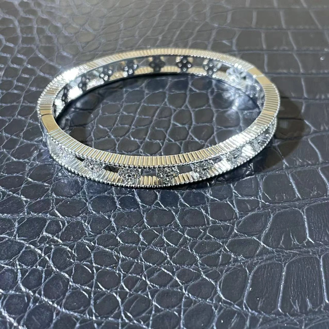 【高端定制】SMA-646时尚设计手镯多样性发一件