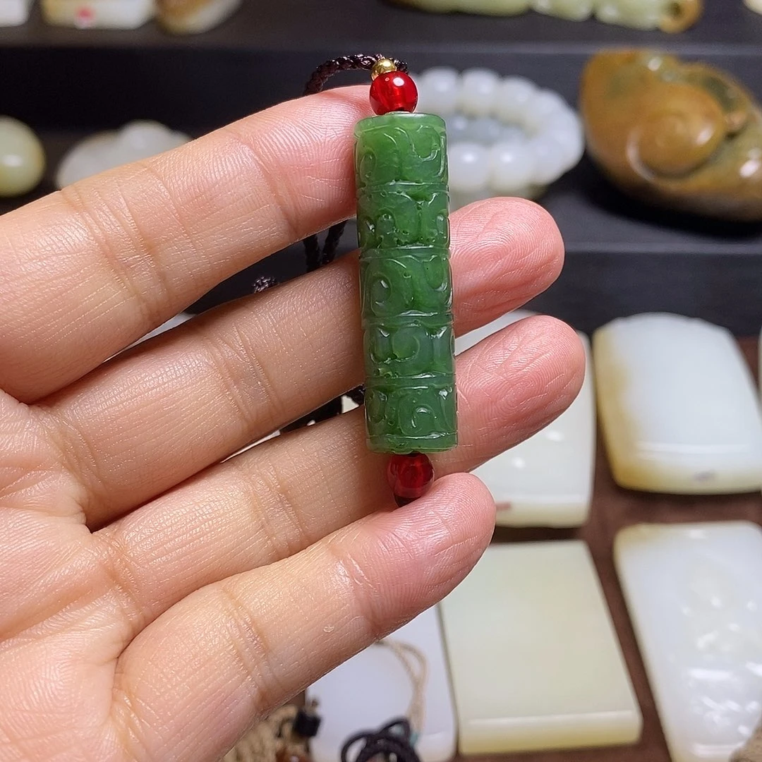 塔***克和田玉未镶嵌吊坠(不含链)