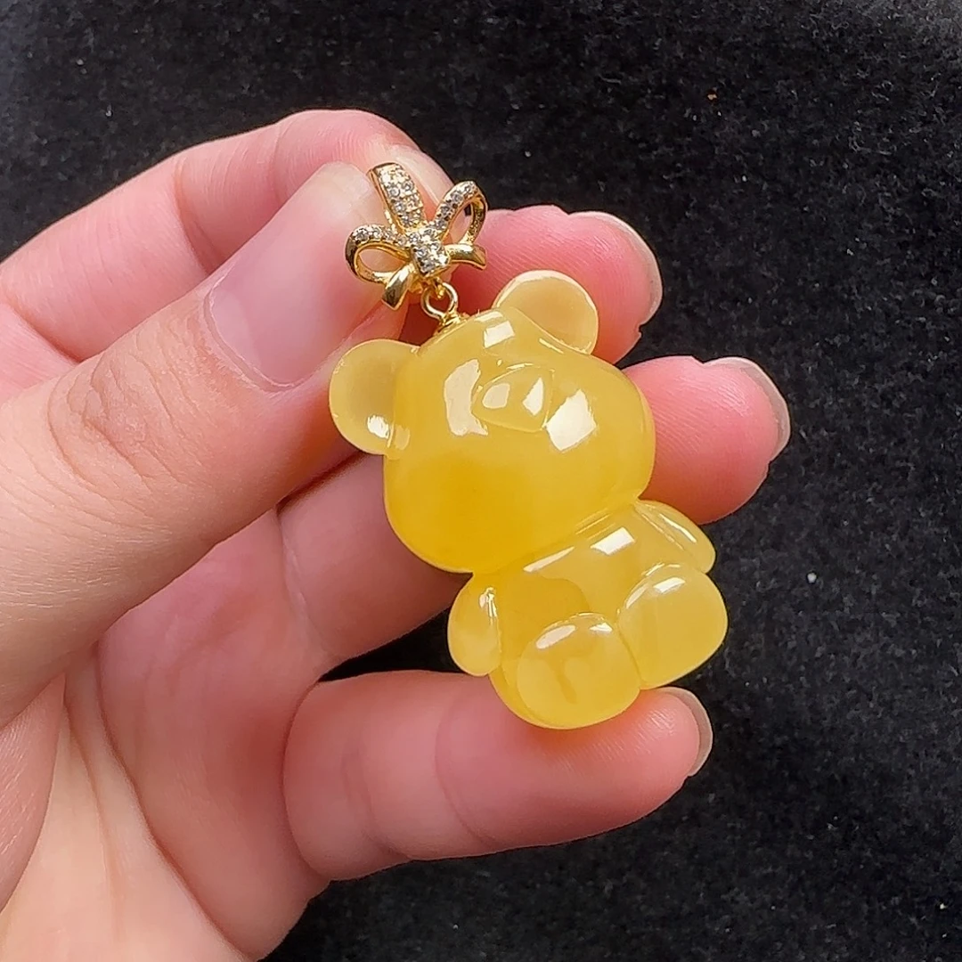 蜜蜡未镶嵌珠宝奇石