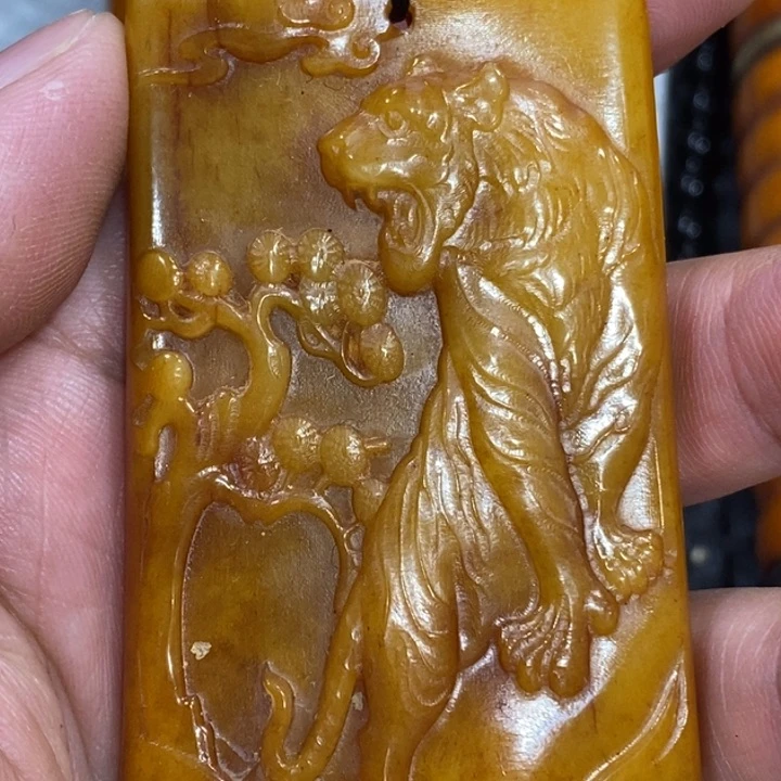 滴血莲花菩提吊坠