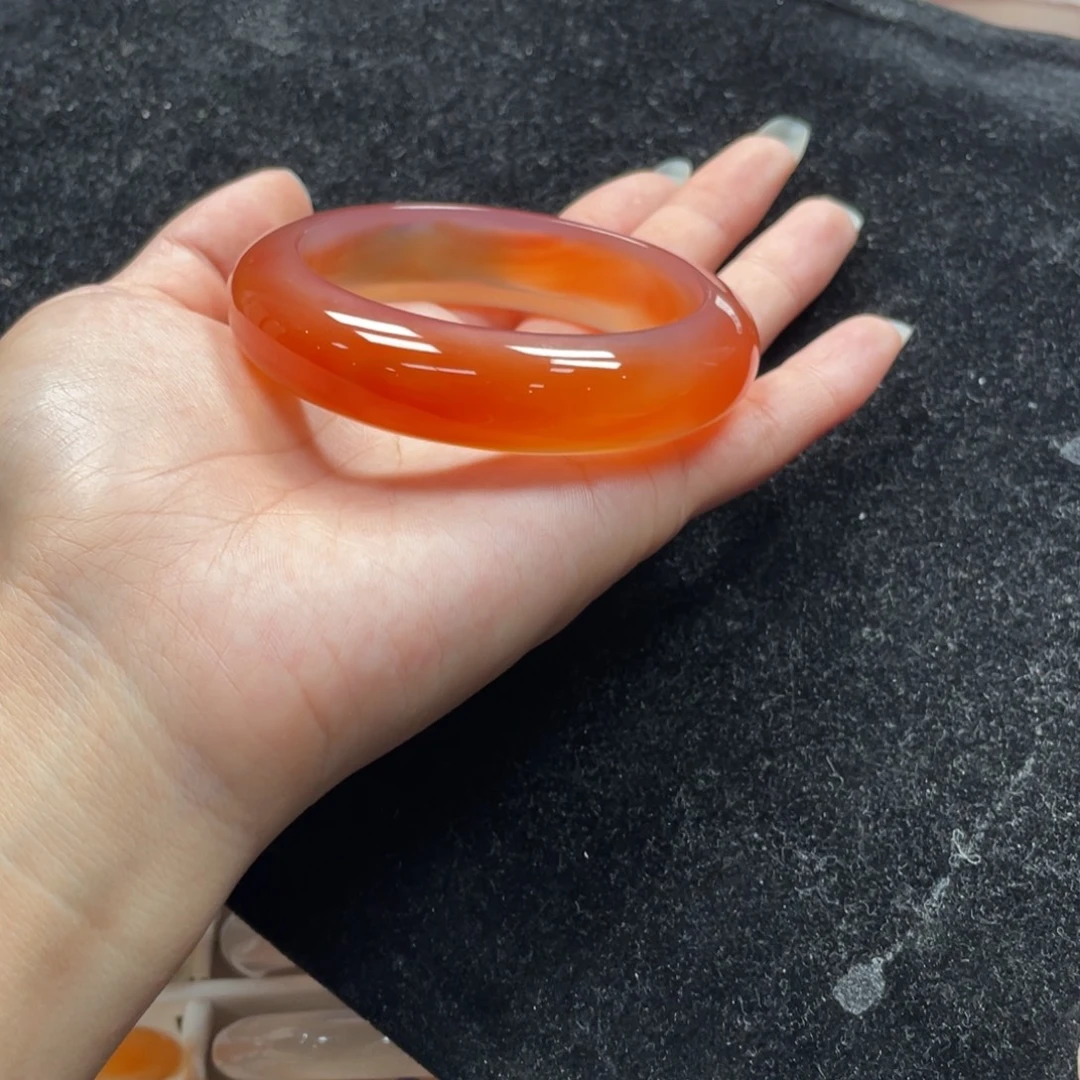手镯玛瑙/玉髓未镶嵌