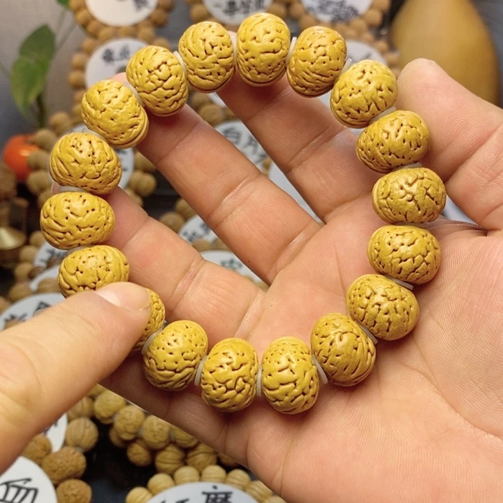 【闪购商品】刘**！桃核雕刻手串手链