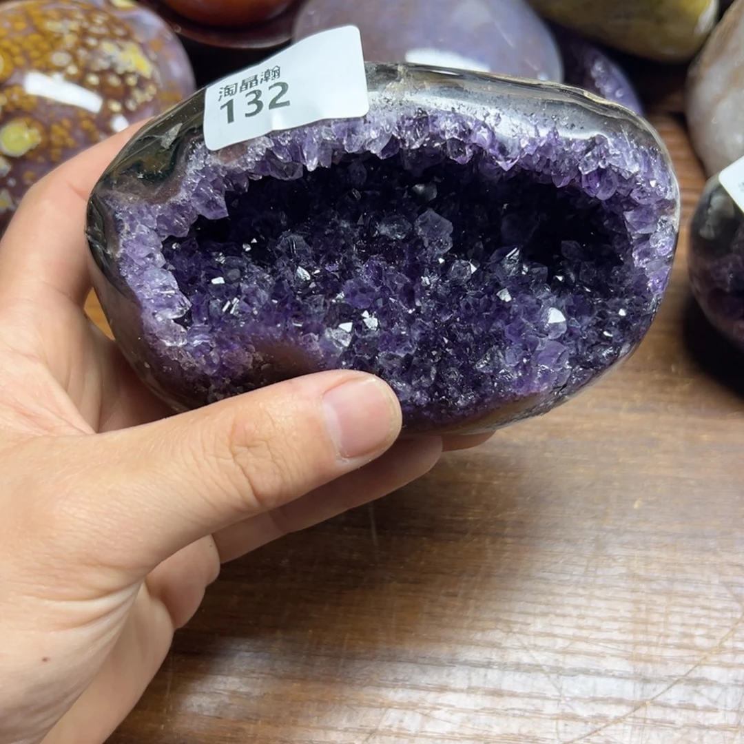 未镶嵌水晶大型摆件（非配饰）