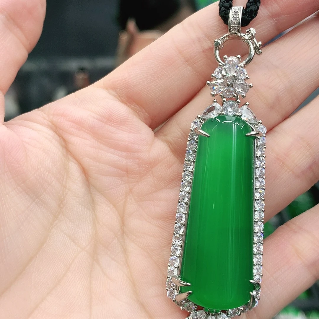 合金吊坠玛瑙/玉髓