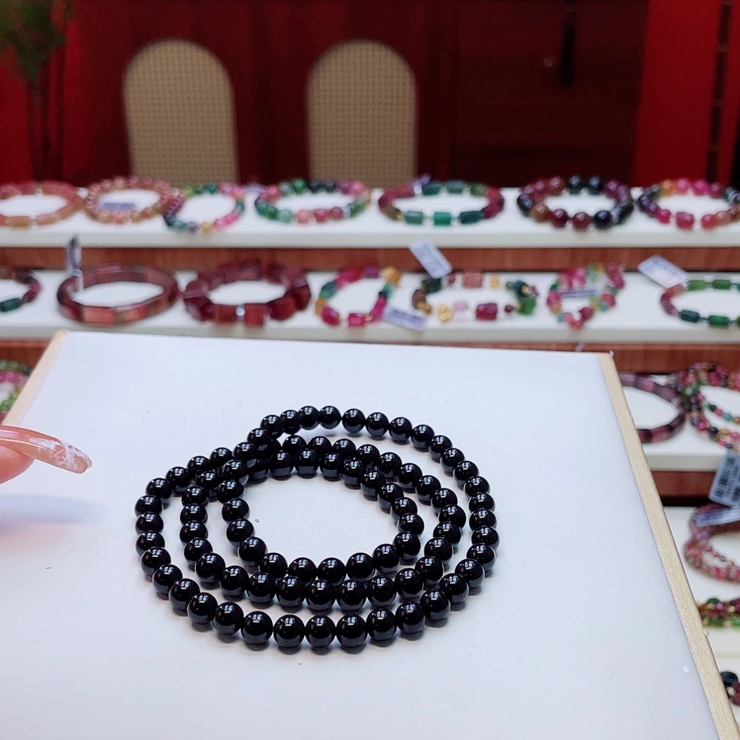 未镶嵌碧玺颈饰黑碧玺多样性发其一