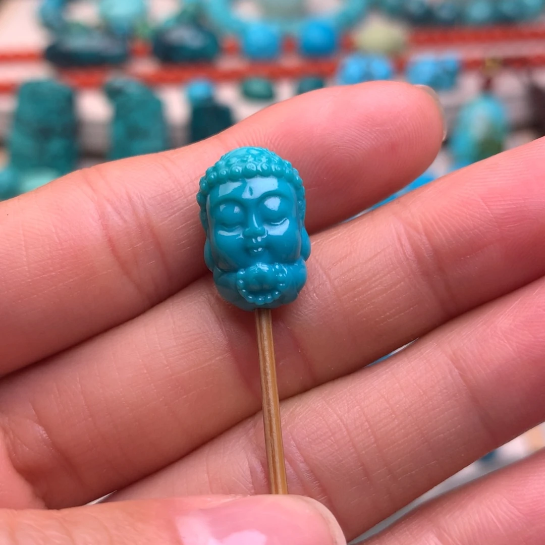 绿松石未镶嵌珠宝奇石