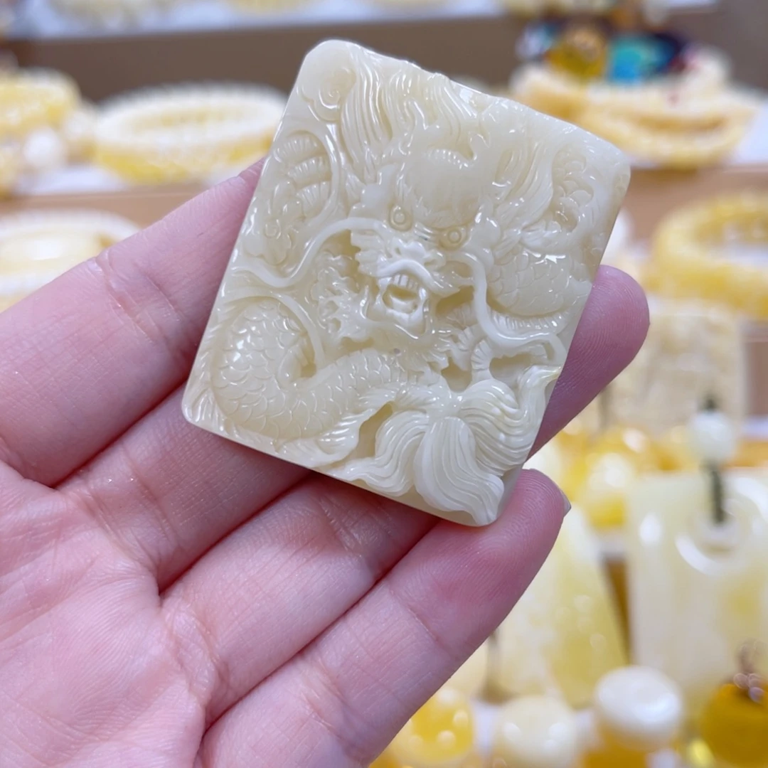 琥珀颈饰未镶嵌天然蜜蜡