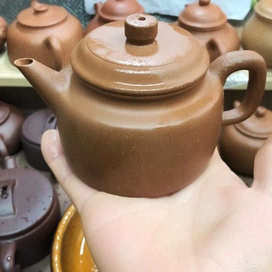 紫砂茶壶将坡泥得中230豪升左右