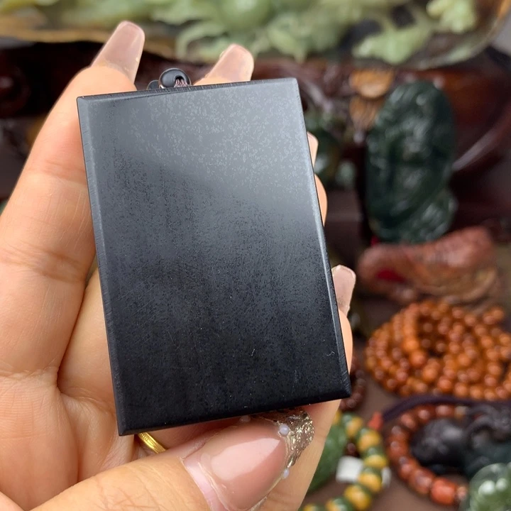 岫岩河磨玉（透闪石质玉）未镶嵌手链