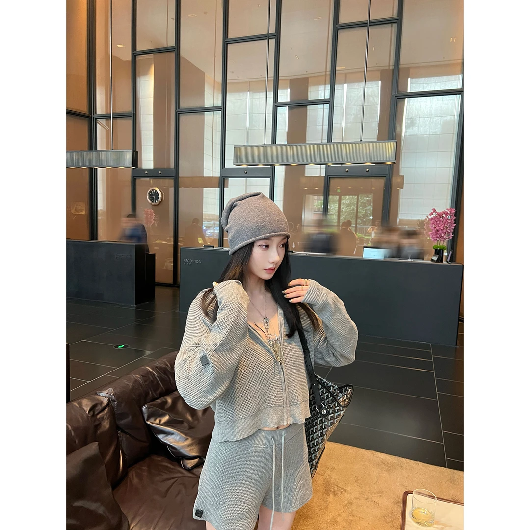 区区欧阳连帽针织开衫女秋季长袖宽松美式复古慵懒风毛衣外套上衣