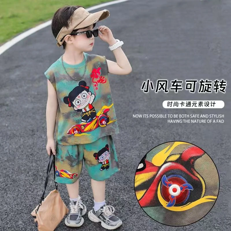 卡通风哪吒夏季薄款男休闲风套装休闲男童盐系少年感