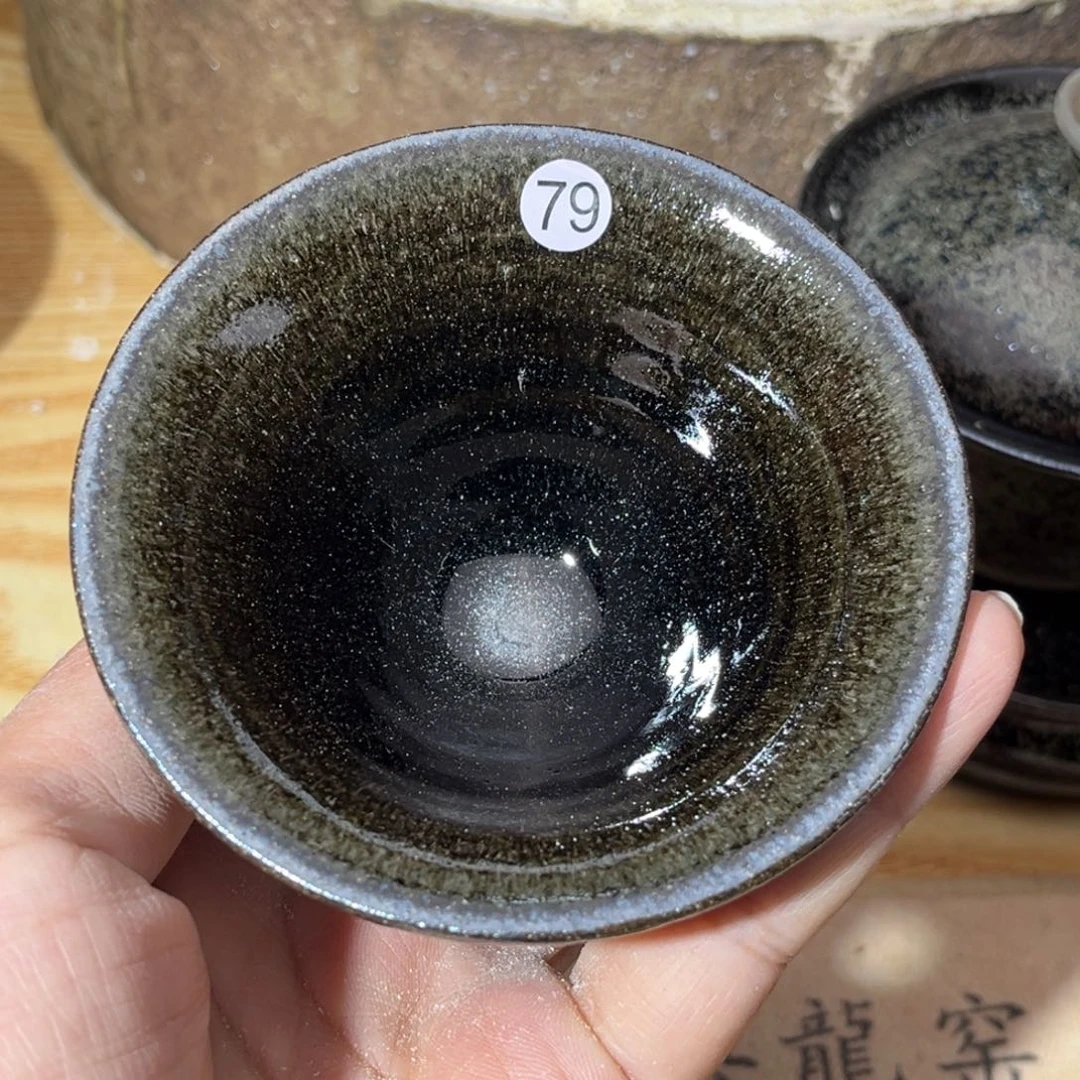 茶盏义兴龙窑坚持真柴烧