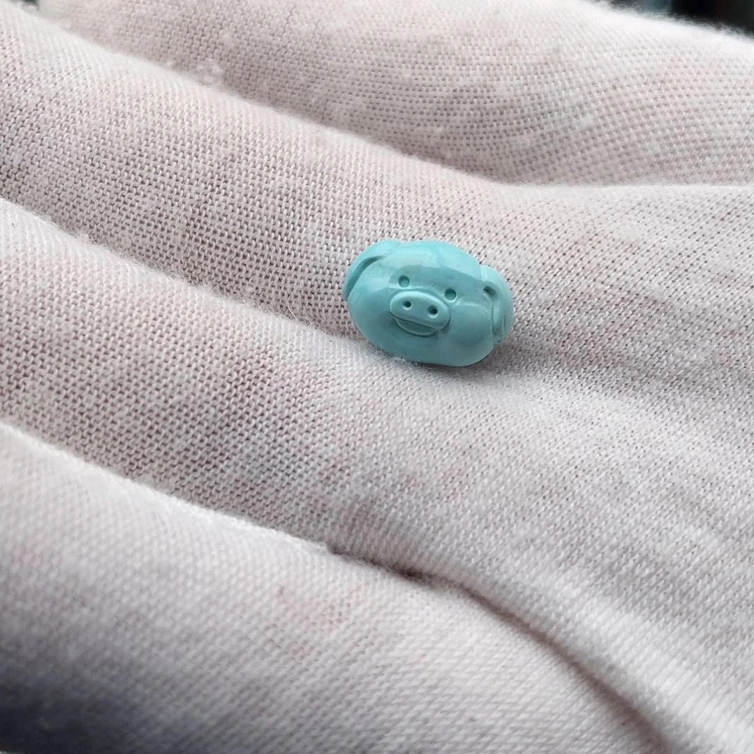 绿松石未镶嵌颈饰