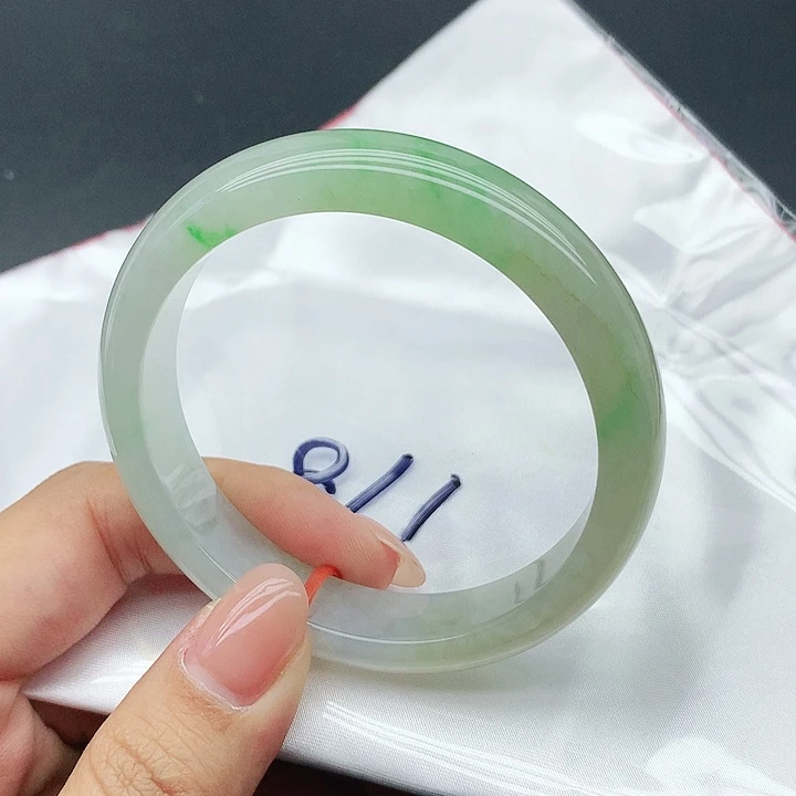 未镶嵌手镯翡翠178