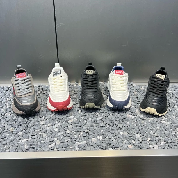 秋冬新款皮布拼接低帮舒适透气百搭时尚男款运动休闲潮鞋阿甘鞋