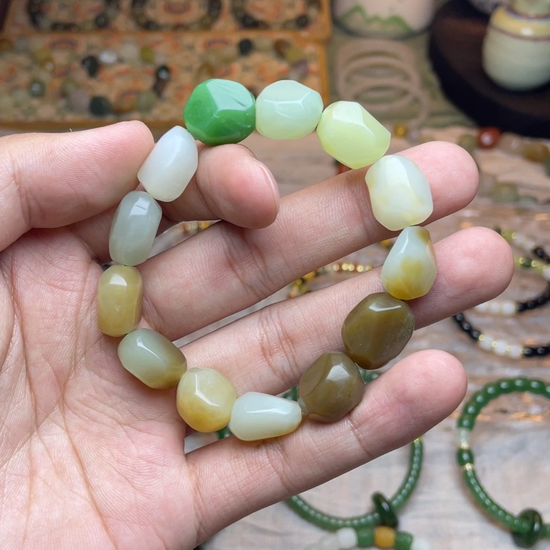 和田玉未镶嵌手链