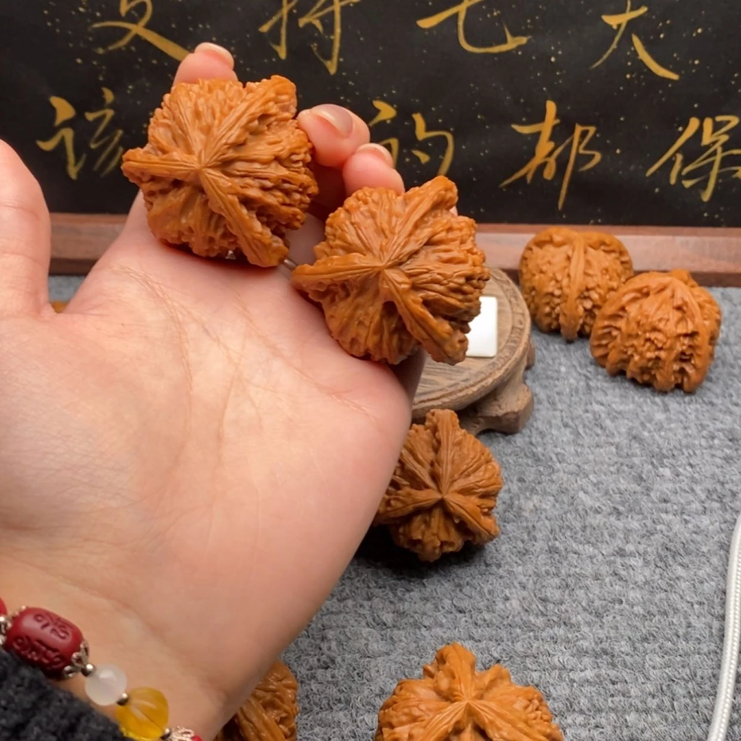 【闪购商品】吊坠文玩核桃知**言