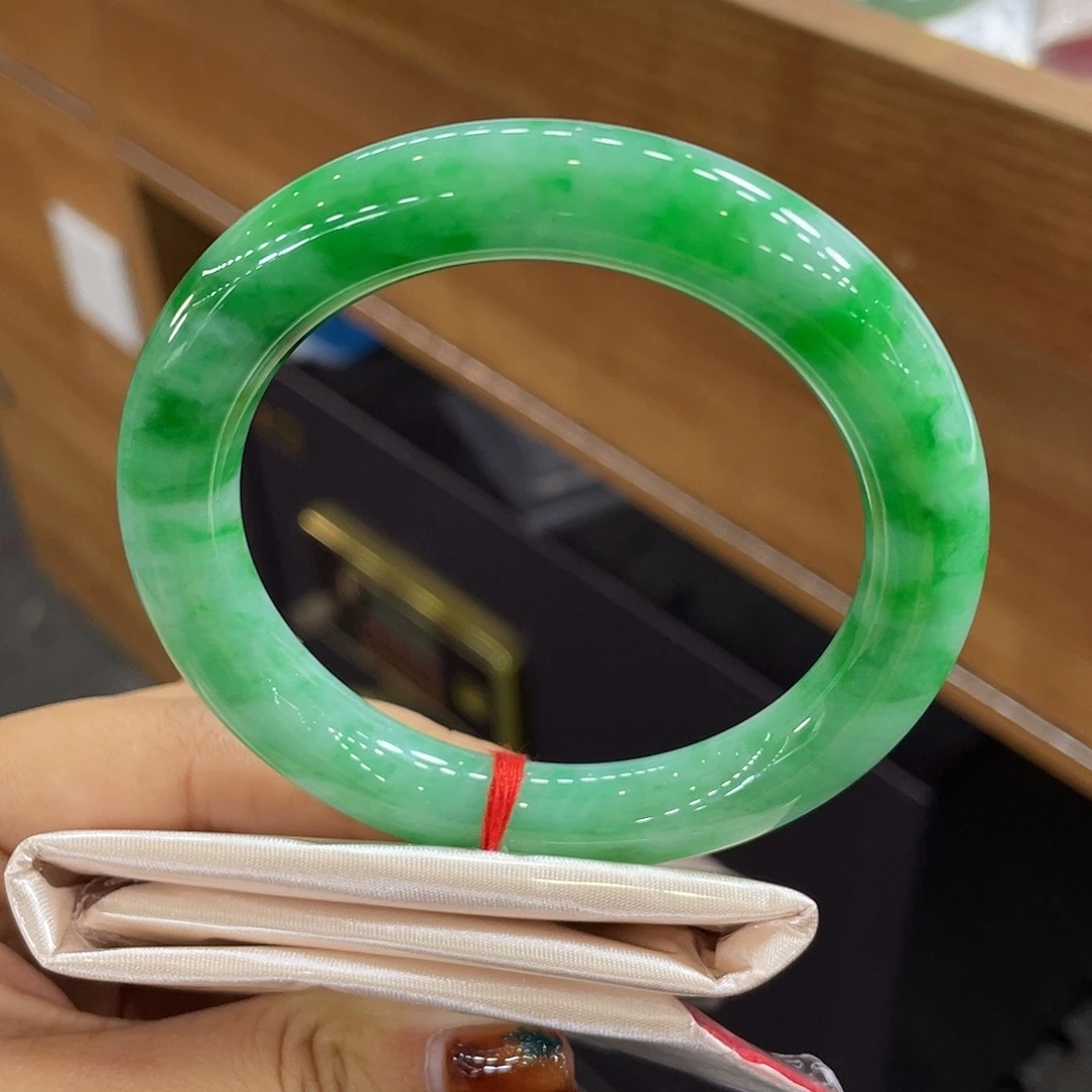 翡翠未镶嵌手镯31号