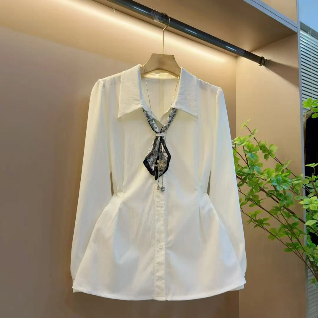 早秋简约女装新款设计感系绳方领百搭显瘦简约上衣（长68左右）