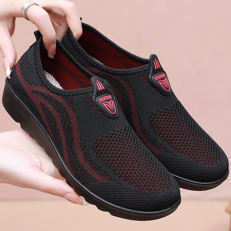 老北京布鞋女鞋中老年妈妈鞋软底舒适运动休闲防滑老人鞋健步平底