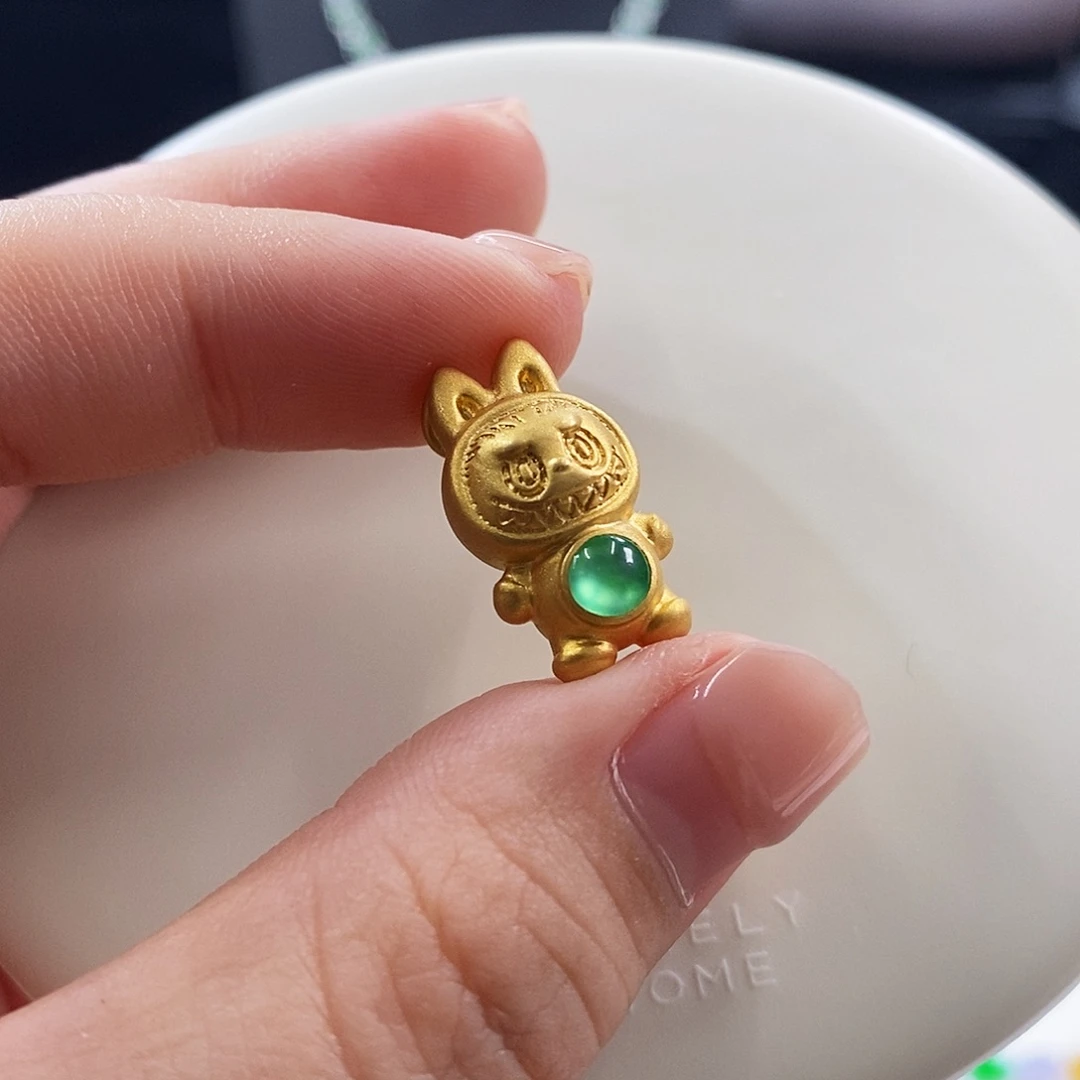 散珠翡翠金镶拉布布