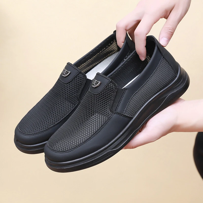 老北京布鞋夏季透气网面中老年一脚蹬休闲大码爸爸鞋超轻男士网鞋