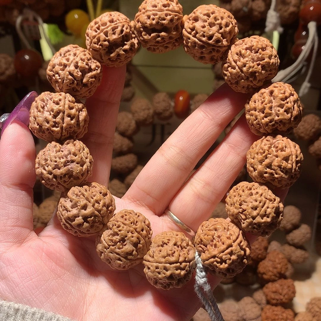开***伙手串金刚菩提22。