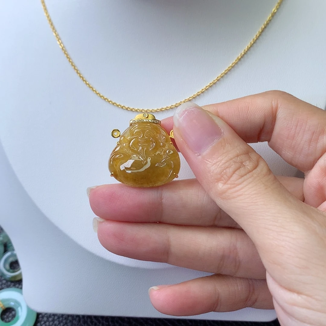【闪购商品】吊坠(赠链)18K金镶嵌翡翠