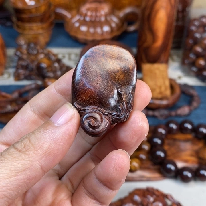 阿***曰其他黄花梨/降香黄檀