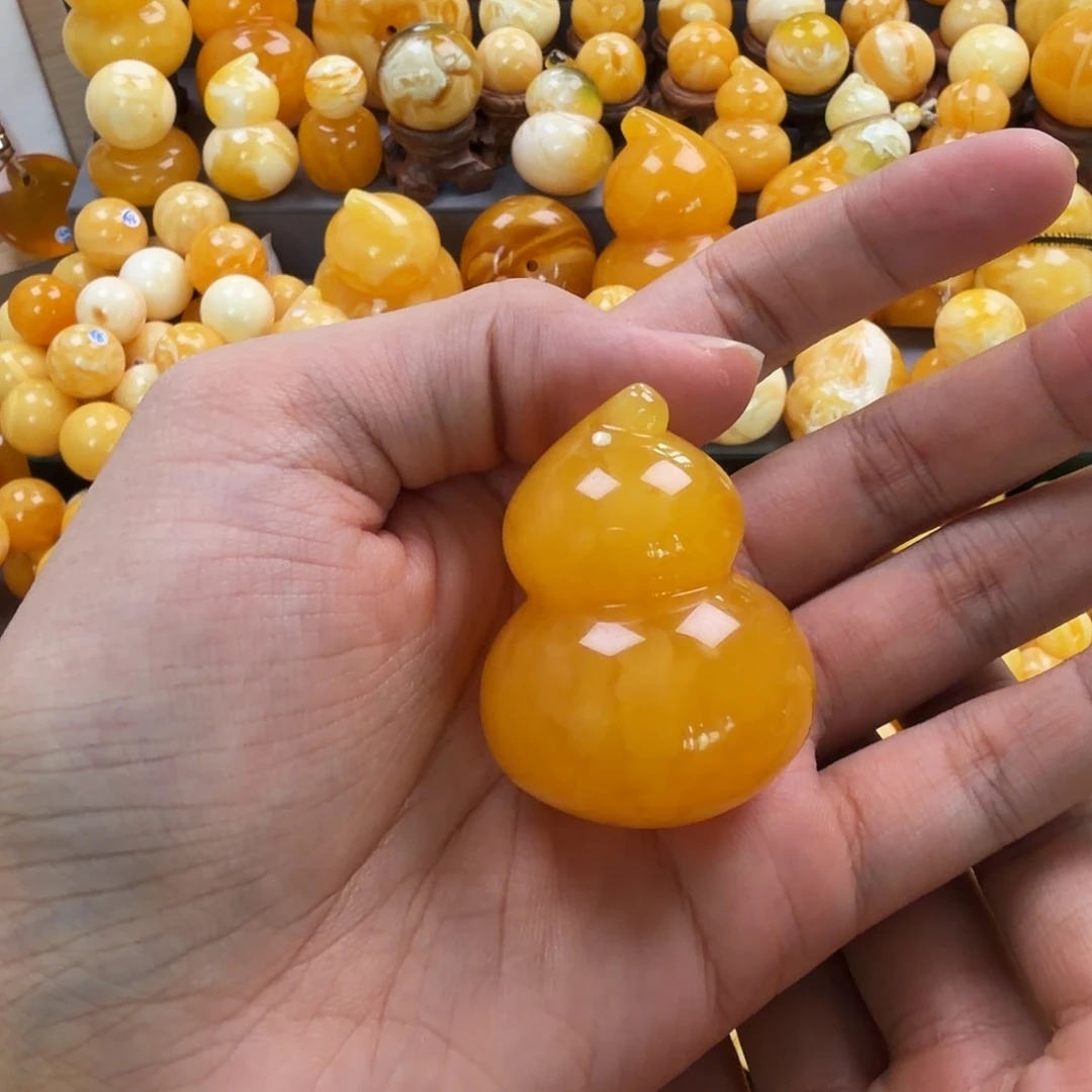琥珀未镶嵌珠宝奇石