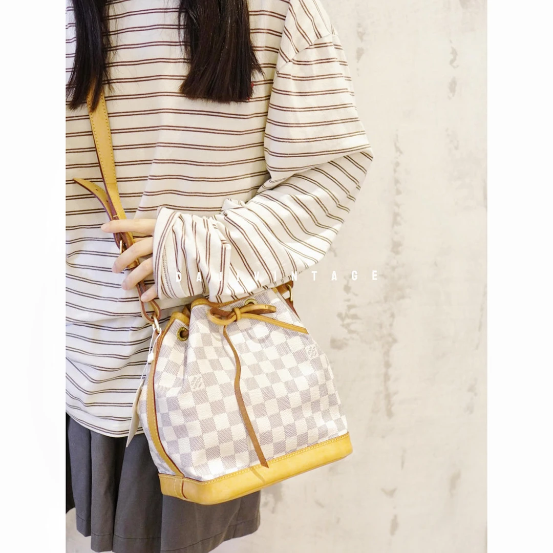 95新 LouisVuitton/路易威登 大吉中古/Lv白棋盘格抽绳水桶bb单肩