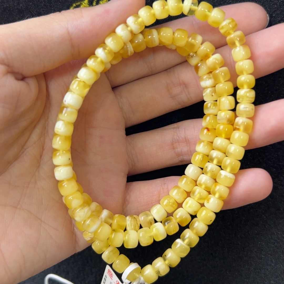 未镶嵌琥珀珠宝奇石