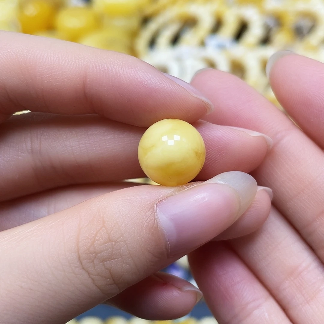 裸石蜜蜡未镶嵌圆珠12.6mm瑕