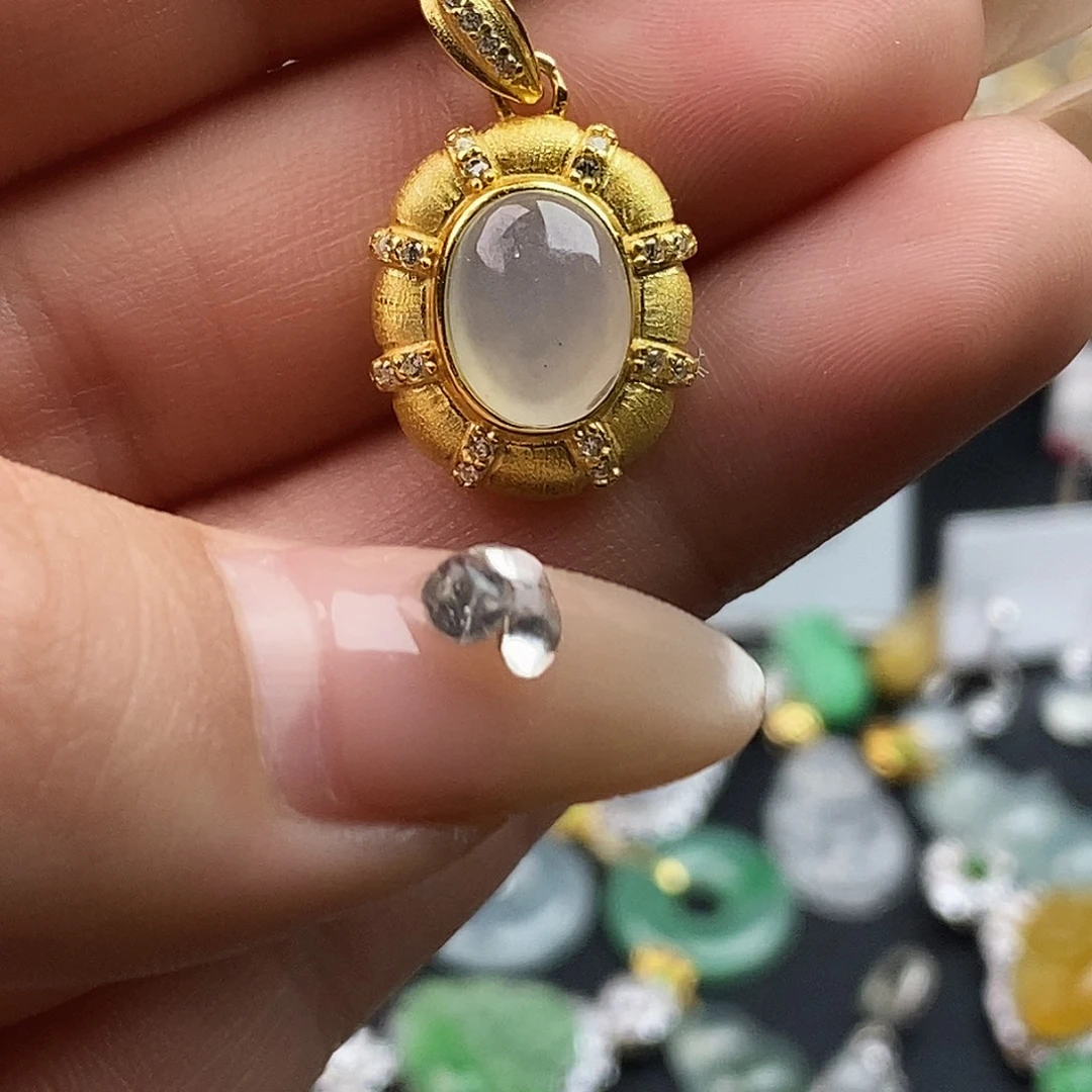 翡翠未镶嵌戒指翡翠