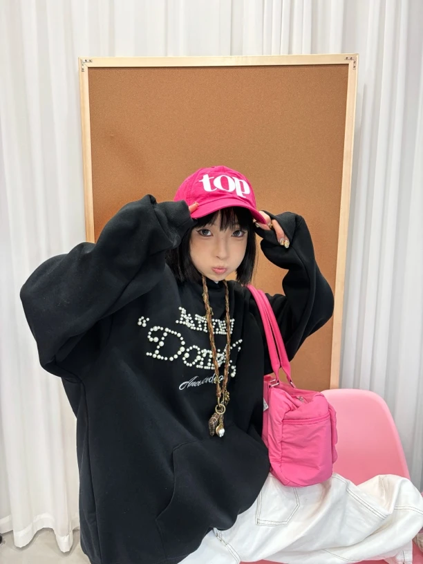 冰淇淋-钉珠三色卫衣